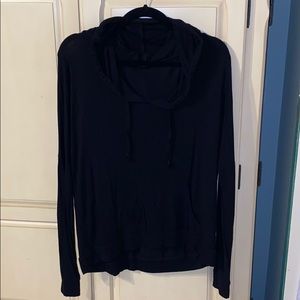 Black long sleeve tee shirt